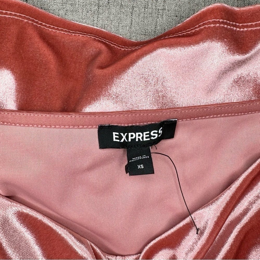 Express Pink Velvet Ruched Puff Long Sleeve Crop Top XS - Picture 10 of 14